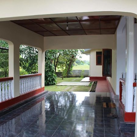 Hotel Sunshine Tourist Rest Anuradhapura Exterior foto