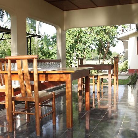Hotel Sunshine Tourist Rest Anuradhapura Exterior foto