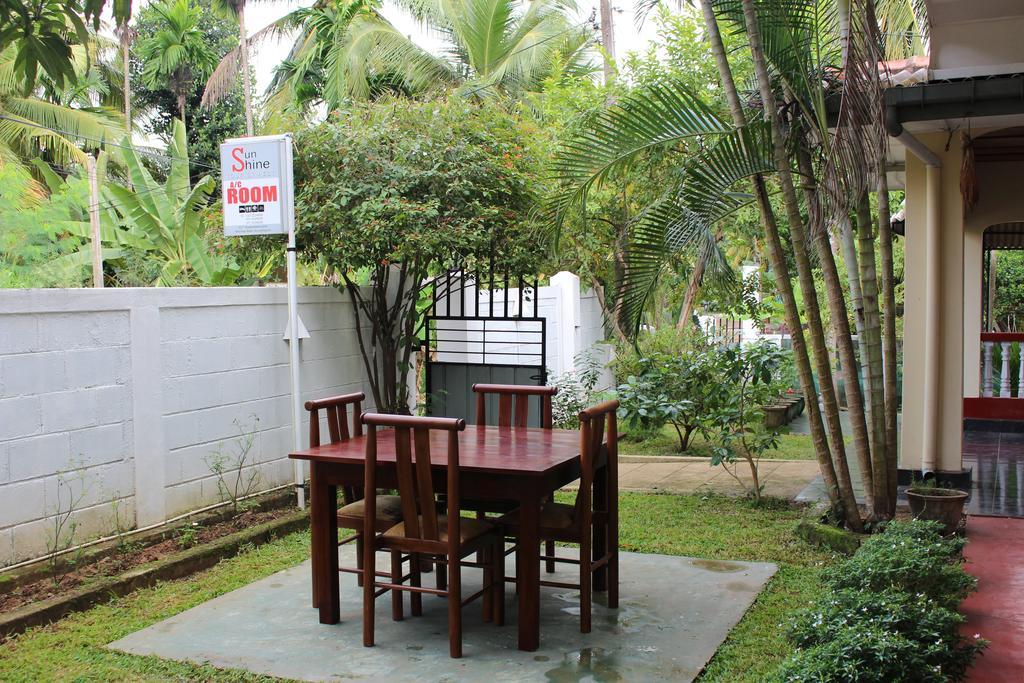 Hotel Sunshine Tourist Rest Anuradhapura Exterior foto